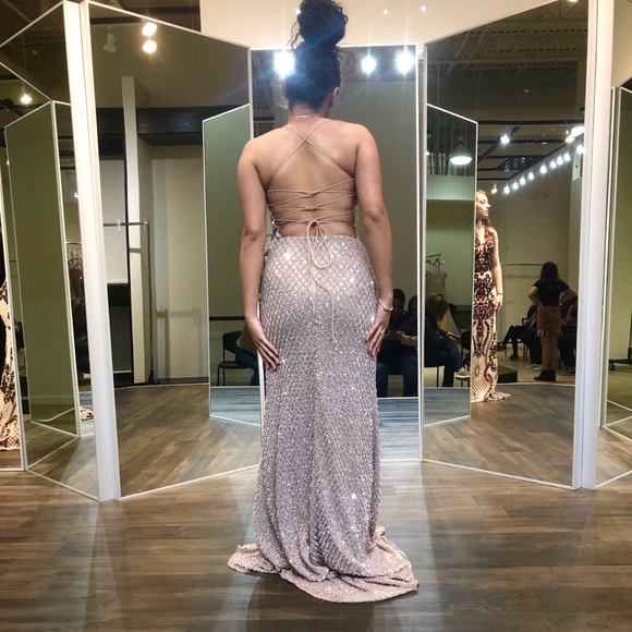 PROM DRESS - Picture 5 of 6